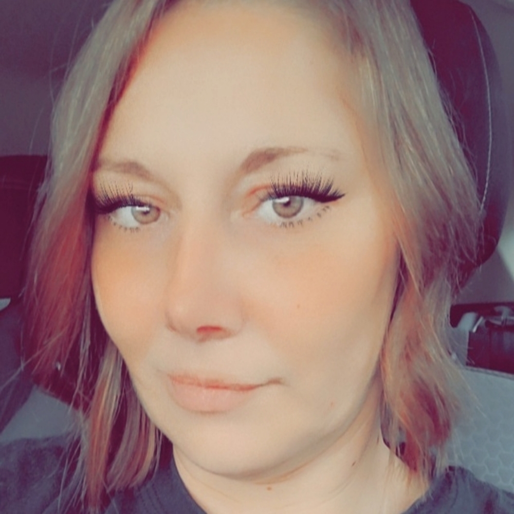 Meet your Posher, Brandi